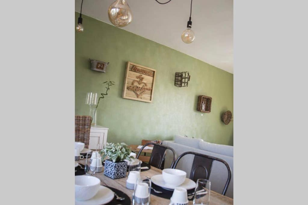 Tres Jolie Maison A Cote De La Plage 르 포르텔 외부 사진