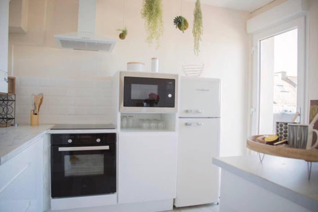 Tres Jolie Maison A Cote De La Plage 르 포르텔 외부 사진